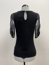 Load image into Gallery viewer, Women&#39;s RW&amp;CO Short Sleeve Top, Extra Small
