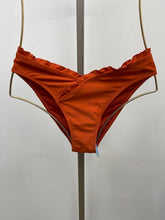 Load image into Gallery viewer, Women&#39;s Cupshe Swim Bottom, Medium
