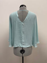 Load image into Gallery viewer, Women&#39;s Dex Long Sleeve Blouse, Medium
