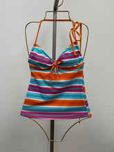 Load image into Gallery viewer, Women&#39;s La Vie en Rose Swim Top, Small

