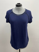 Load image into Gallery viewer, Women&#39;s Banana Republic Short Sleeve Top, Small
