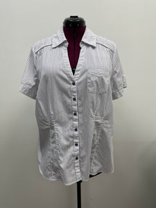 Women's Reitmans Short Sleeve Top