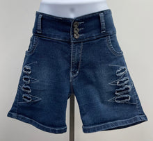 Load image into Gallery viewer, Women&#39;s Stainlee Shorts
