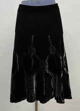 Load image into Gallery viewer, Women&#39;s Passport Skirt, 40
