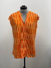 Load image into Gallery viewer, Women&#39;s Worthington Sleeveless Top, Large
