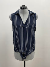 Load image into Gallery viewer, Women&#39;s Kismet Sleeveless Top, Medium
