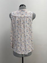 Load image into Gallery viewer, Women&#39;s Ricki&#39;s Sleeveless Top, Small
