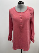 Load image into Gallery viewer, Women&#39;s Wind River Long Sleeve Top, Small
