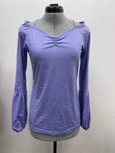Load image into Gallery viewer, Women&#39;s Adidas Long Sleeve Top, Small
