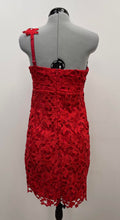 Load image into Gallery viewer, Women&#39;s Guess Dress, Small
