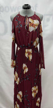 Load image into Gallery viewer, Women&#39;s Le Château Dress, Small
