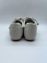 Load image into Gallery viewer, Women&#39;s Cole Haan Shoes, 9
