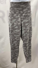 Load image into Gallery viewer, Women&#39;s Hyba Leggings,  XL
