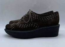 Load image into Gallery viewer, Women&#39;s Stuart Weitzman Shoes, 6.5
