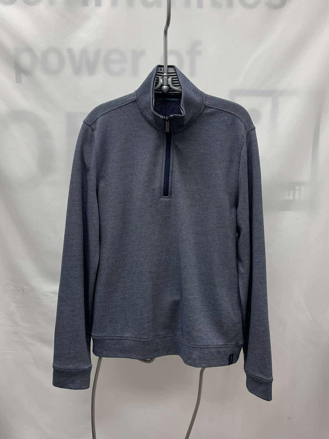 Men's Perry Ellis Long Sleeve Top, Small