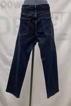 Load image into Gallery viewer, Men&#39;s Gap Jeans, 32
