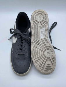 Men's Nike Shoes, 7