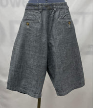 Load image into Gallery viewer, Men&#39;s J.Crew Shorts, 29
