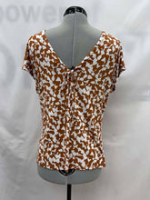 Load image into Gallery viewer, Women's RW&amp;CO Short Sleeve Top, Medium
