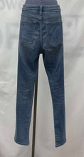 Load image into Gallery viewer, Women&#39;s Banana Republic Jeans, 4
