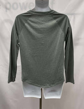 Load image into Gallery viewer, Men&#39;s Roots Long Sleeve Top, Small
