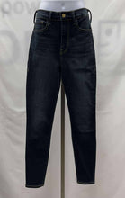Load image into Gallery viewer, Women&#39;s True Religion Jeans, 6
