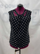 Load image into Gallery viewer, Women's Kasper Sleeveless Top, Large
