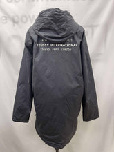 Load image into Gallery viewer, Women&#39;s Stussy Light Jacket, Large

