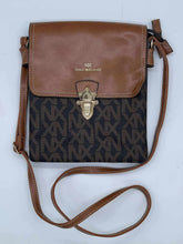 Load image into Gallery viewer, Women's Noble Exchange Purse
