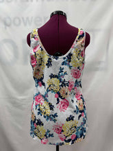 Load image into Gallery viewer, Women's Torrid Sleeveless Top, 3
