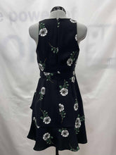 Load image into Gallery viewer, Women's Banana Republic Dress, 2
