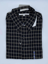 Load image into Gallery viewer, Men&#39;s Perry Ellis Long Sleeve Shirt, Medium
