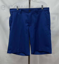 Load image into Gallery viewer, Men&#39;s Izod Shorts, 36
