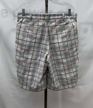 Load image into Gallery viewer, Men&#39;s Nike Shorts,32
