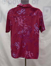 Load image into Gallery viewer, Men&#39;s I.N.C Short Sleeve Shirt, Large
