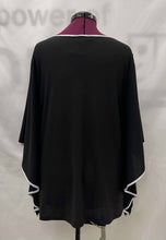 Load image into Gallery viewer, Women&#39;s Laura Short Sleeve Top, 2X
