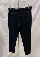 Load image into Gallery viewer, Women&#39;s RW&amp;CO Pants, Large
