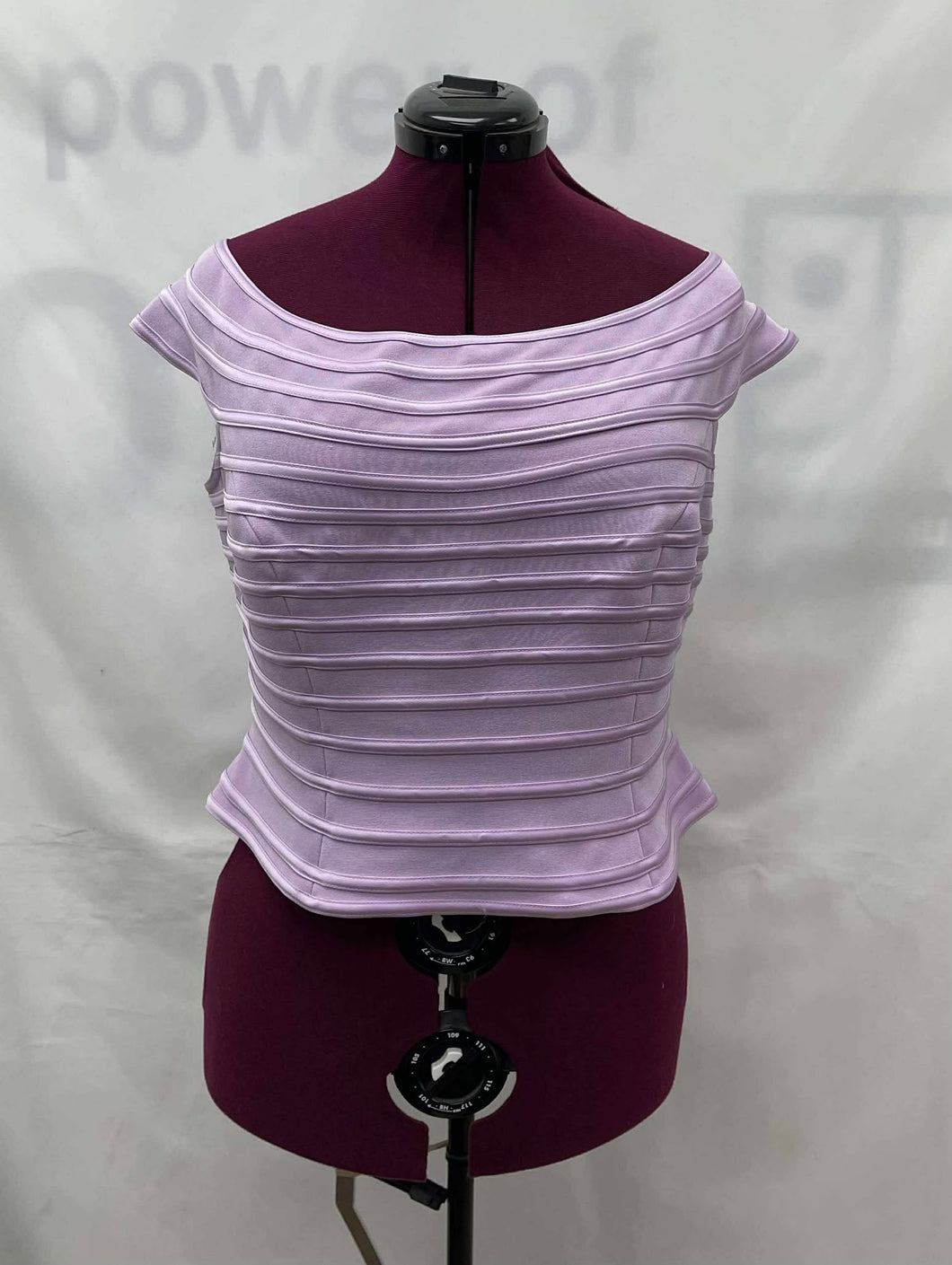 Women's JS Collections Sleeveless Top, 16