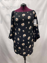 Load image into Gallery viewer, Women&#39;s Lucy Paris Dress, Large

