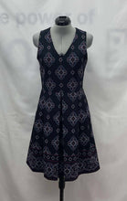 Load image into Gallery viewer, Women&#39;s Banana Republic Dress, 4
