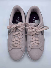 Load image into Gallery viewer, Women&#39;s Puma Shoes, 7.5
