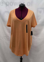 Load image into Gallery viewer, Women&#39;s Torrid Short Sleeve Top, 3X

