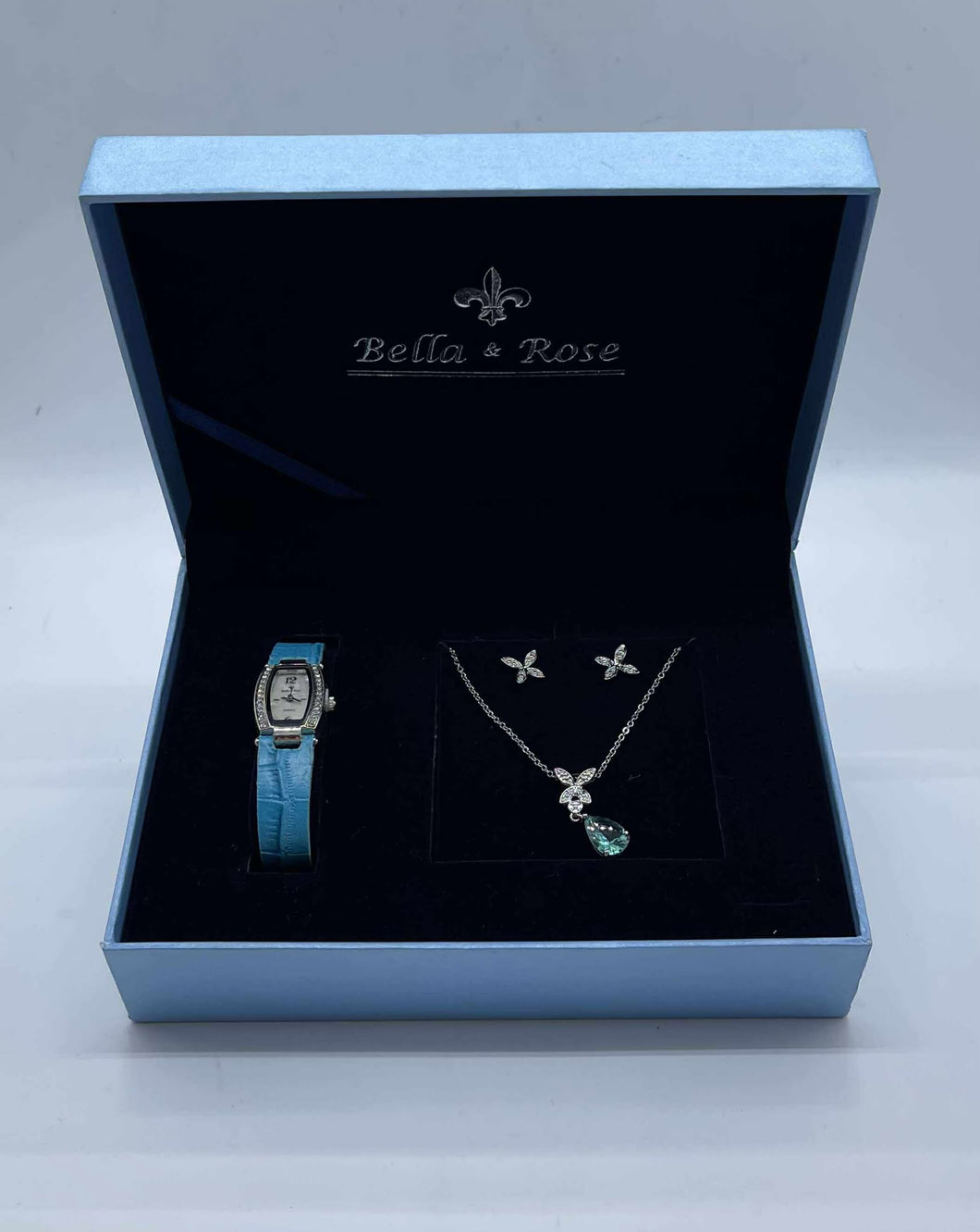 Women's Bella & Rose three Piece Set