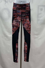 Load image into Gallery viewer, Women's Lululemon Leggings, 4
