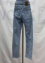 Load image into Gallery viewer, Women&#39;s Zara Jeans, 0
