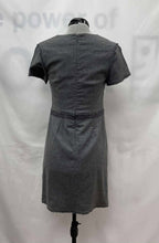 Load image into Gallery viewer, Women&#39;s Banana Republic Dress, 0

