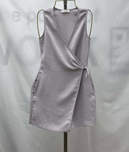 Load image into Gallery viewer, Women&#39;s Babaton Romper, Extra Small
