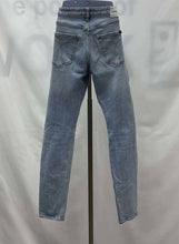 Load image into Gallery viewer, Women&#39;s Calvin Klein Jeans, 6
