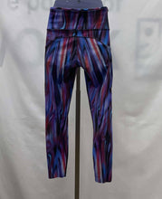 Load image into Gallery viewer, Women&#39;s Lululemon Leggings, 6
