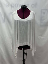 Load image into Gallery viewer, Women&#39;s Karen Kane Sleeveless Top &amp; Shawl, Large
